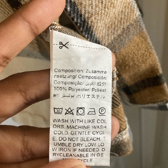 Flannel button up shacket - Picture 6 of 6